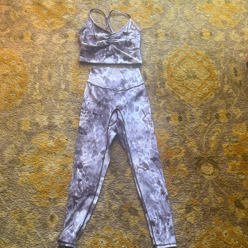 Gymshark Gray Tie-Dye Workout Set